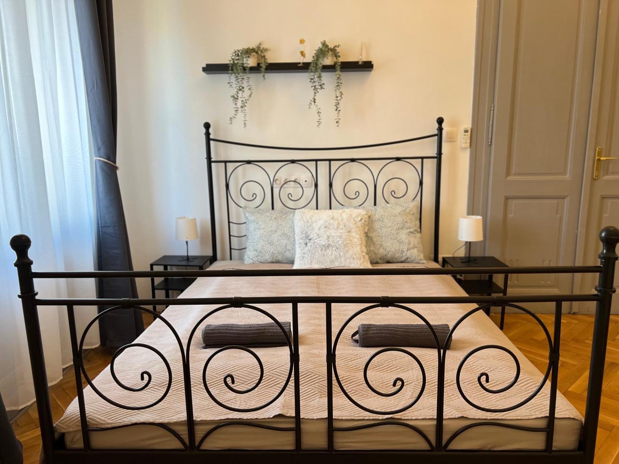 F14 Guesthouse Βουδαπέστη Εξωτερικό φωτογραφία